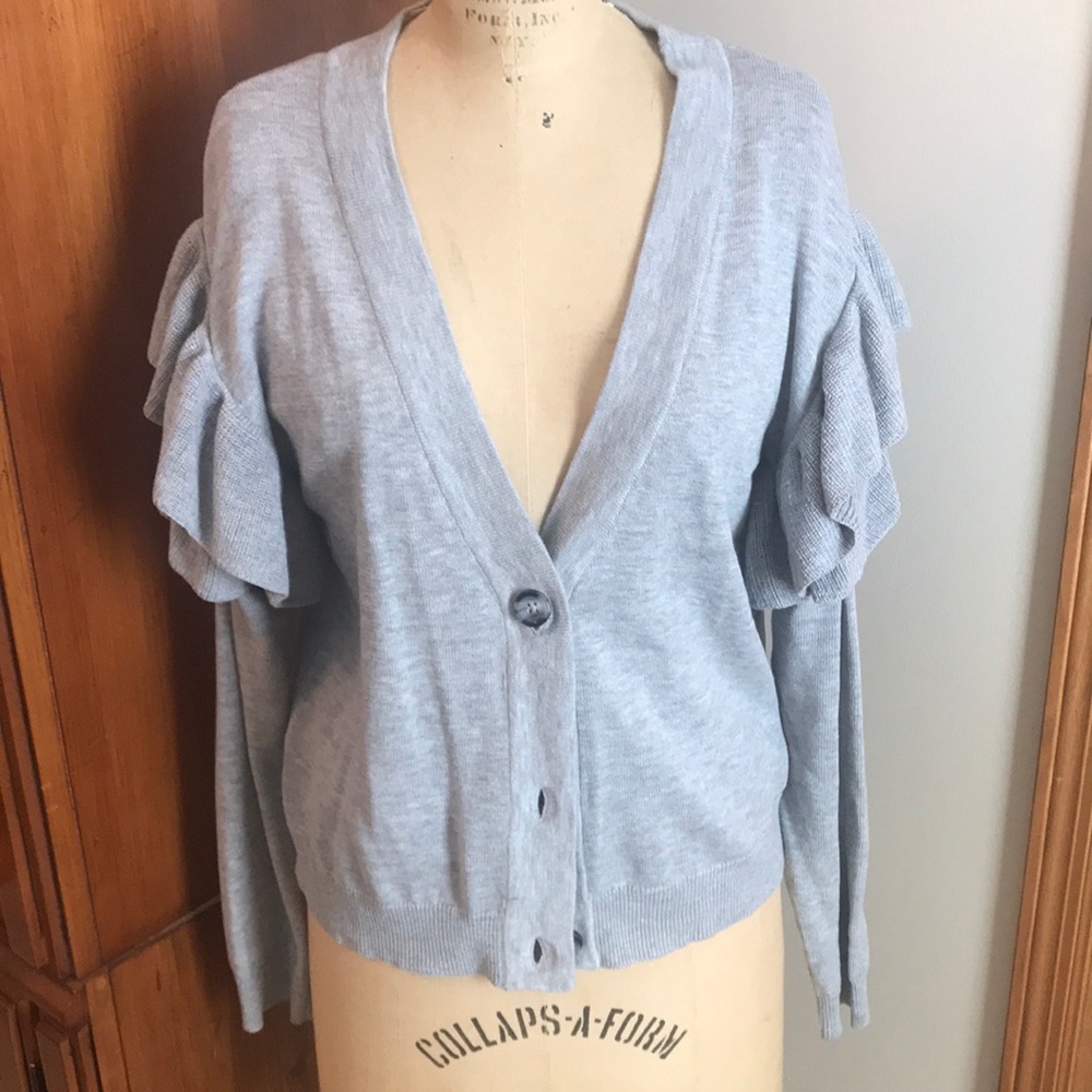 Grey cardigan